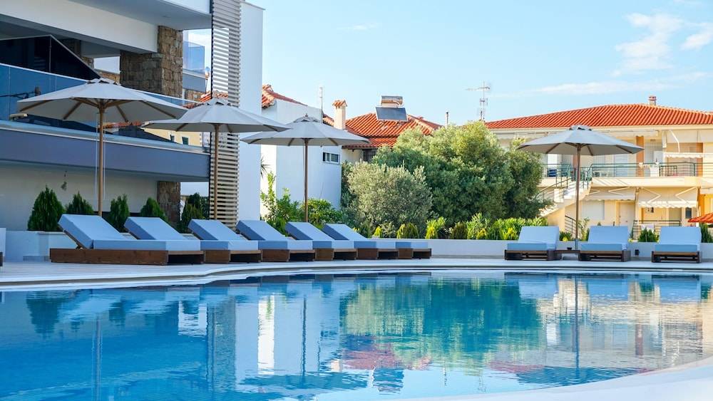 Agnes Deluxe Hotel 1