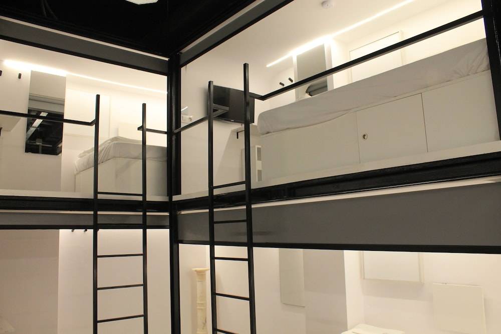 M Pods Malaga 1