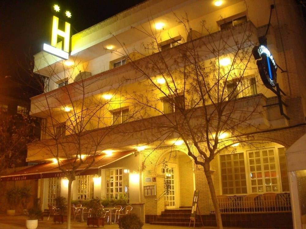 Hotel Restaurant Llansola 1
