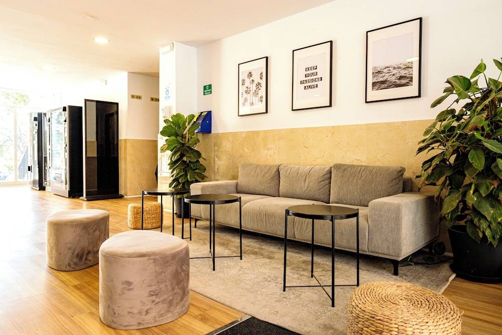Micampus Málaga Student Residence 2