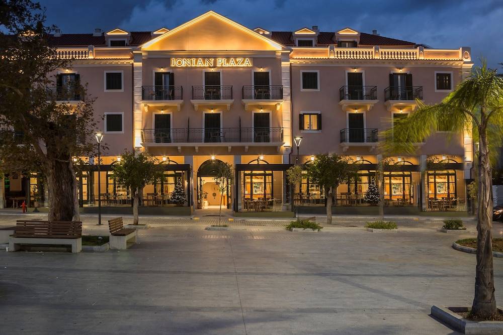 Ionian Plaza Hotel & Spa 1