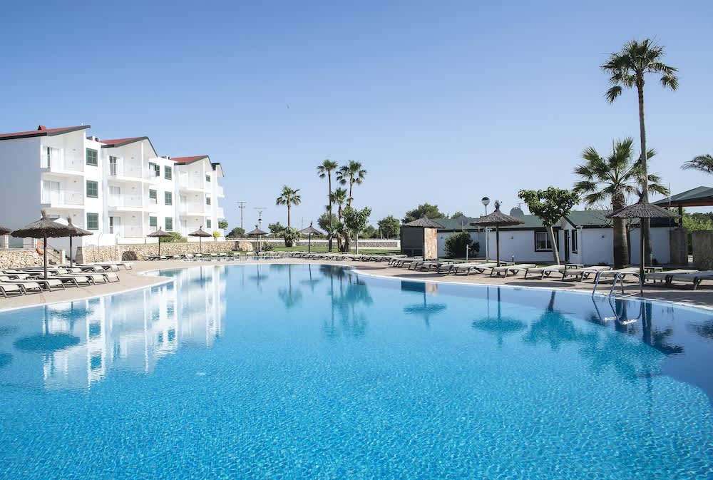 Pierre & Vacances Menorca Cala Blanes 1