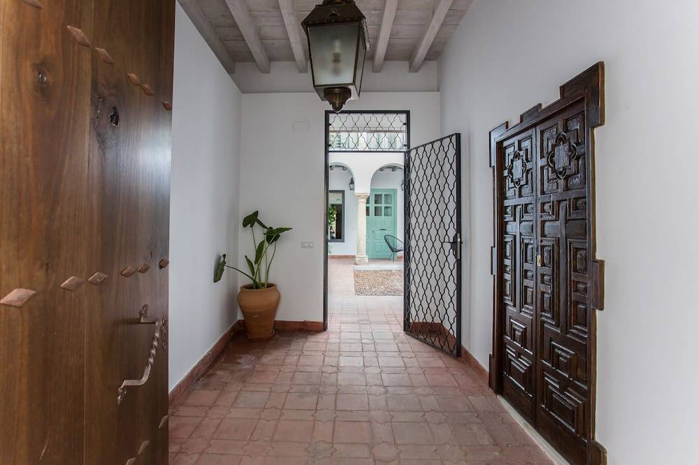 Apartamentos Los Patios de la Judería 2