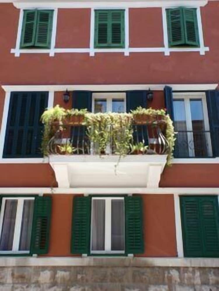 Apartments Aspalathos 1