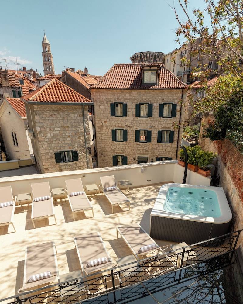 Hotel Marmont Heritage 1