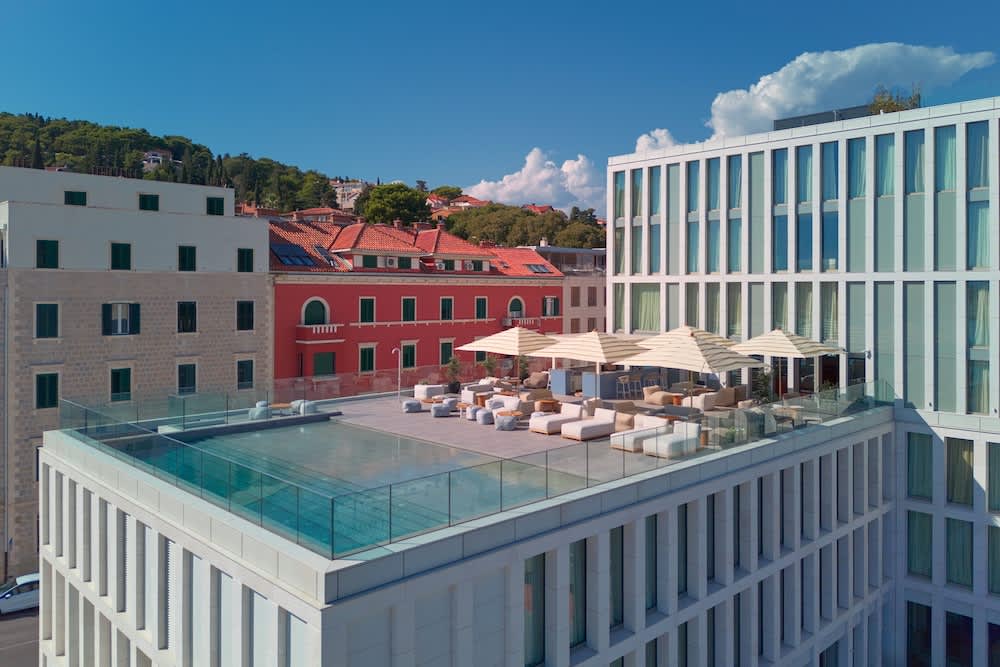 Hotel Ambasador 1