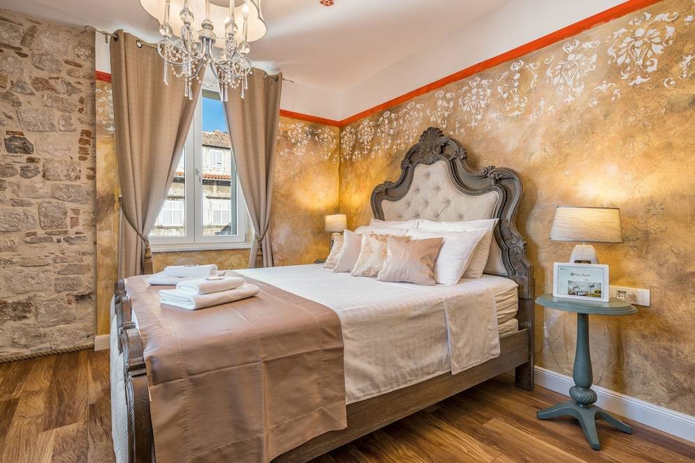 Plaza Marchi Old Town - MAG Quaint & Elegant Boutique Hotels 1