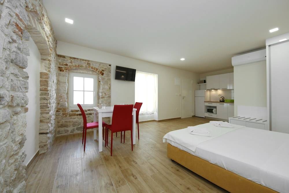 Idassa Atrium rooms 1