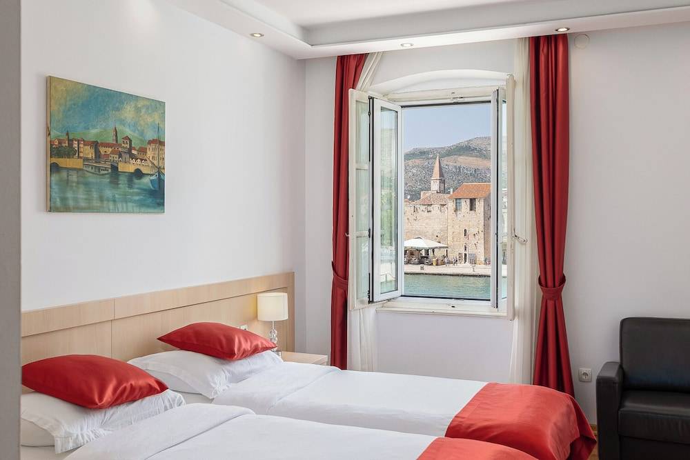 Heritage Hotel Vila Sikaa 1