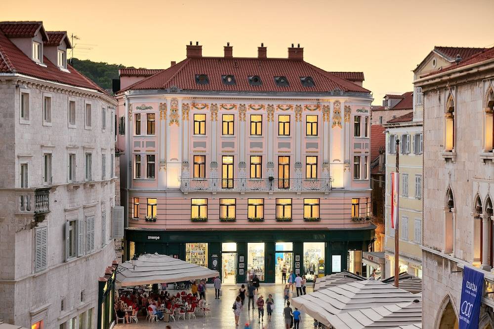 Piazza Heritage Hotel 1