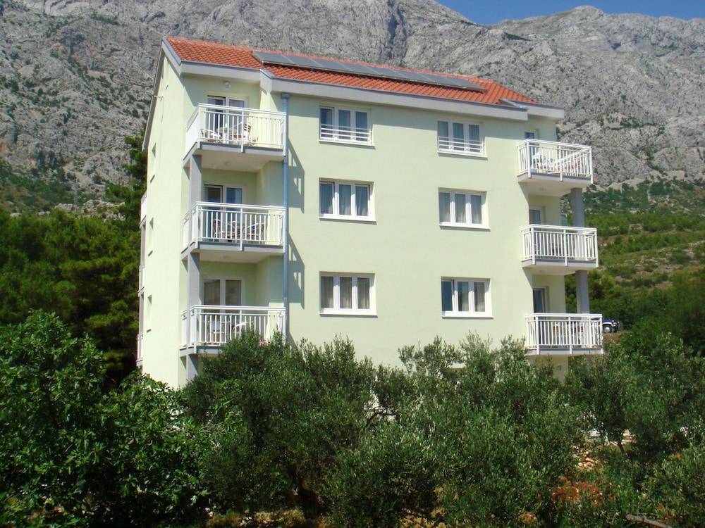 Apartments Ivana 1