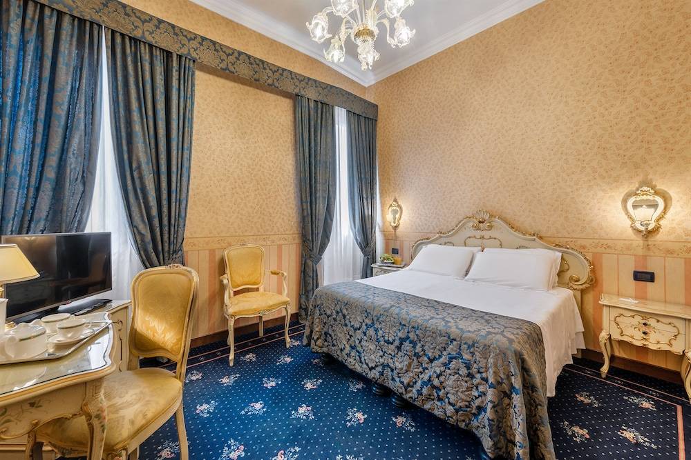 Hotel Montecarlo 1