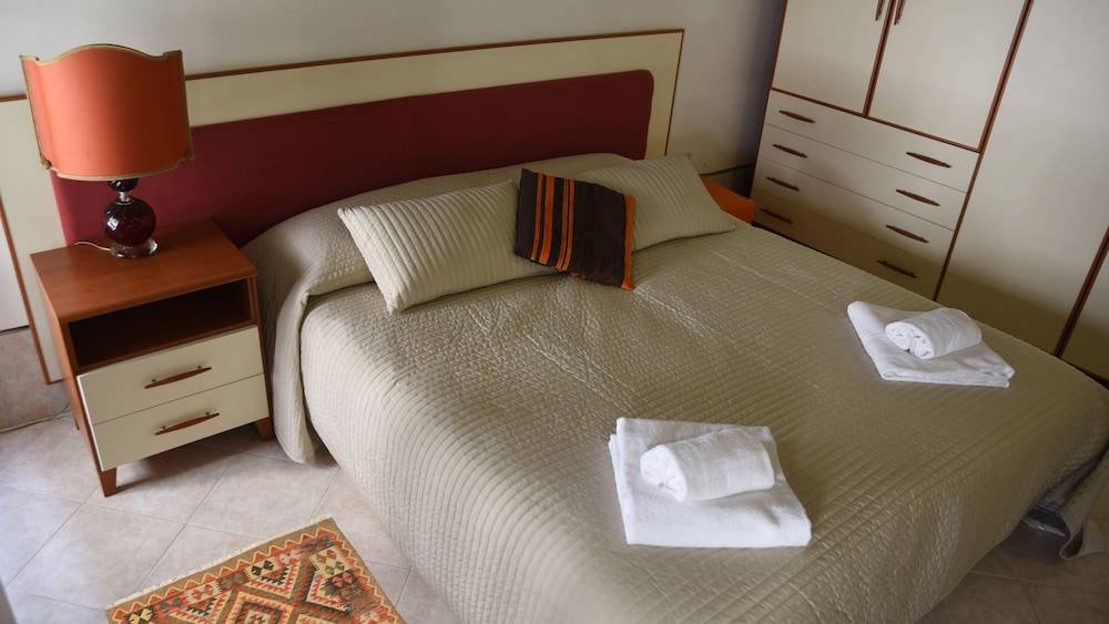 Al Portico Guest House 2