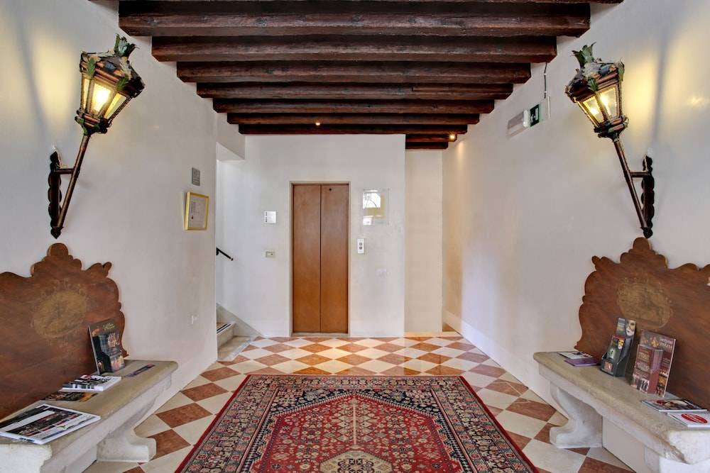 Palazzo Schiavoni Residenza d'epoca & Suite-Apartments 2