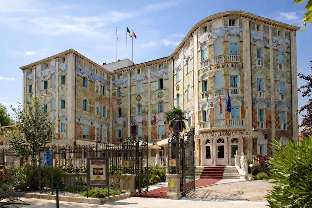Ausonia Hungaria Wellness & Lifestyle 1