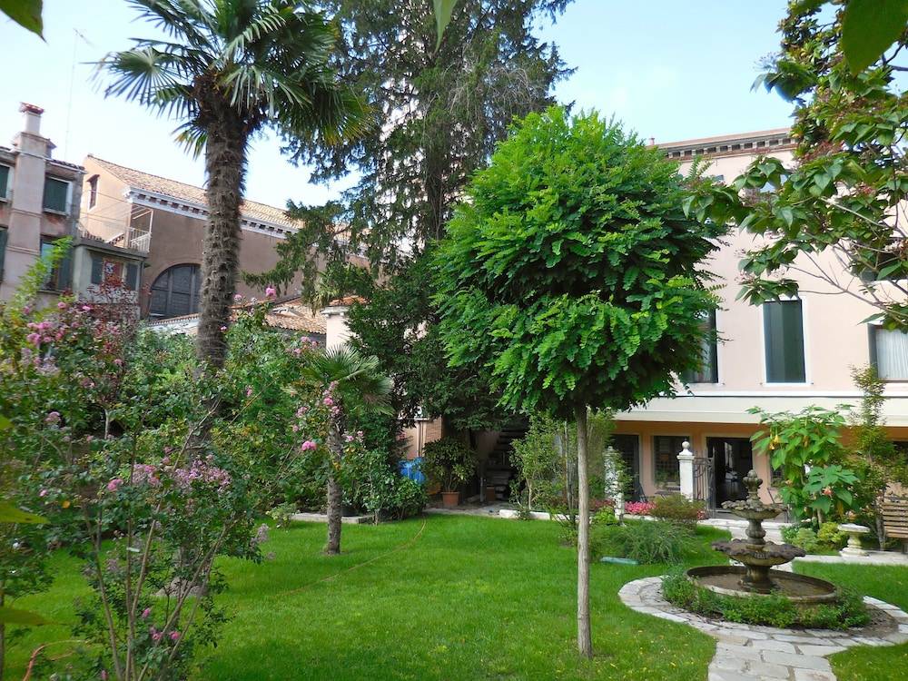 Hotel Sant'Antonin 1