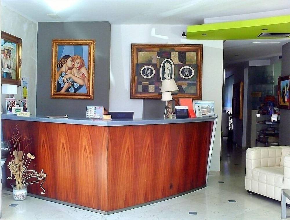 Hotel Centrale 2