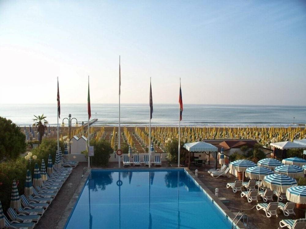 Hotel Monaco & Quisisana 1