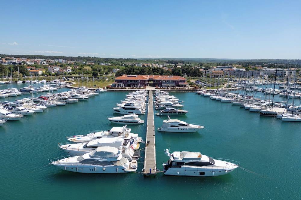 Boutique Hotel Nautica - SPA & wellness, FREE Parking, Pet friendly 1