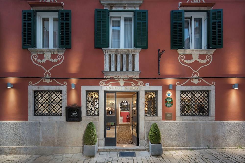Angelo d'Oro Heritage Hotel 1