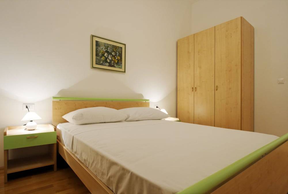 Aparthotel Pharia 1