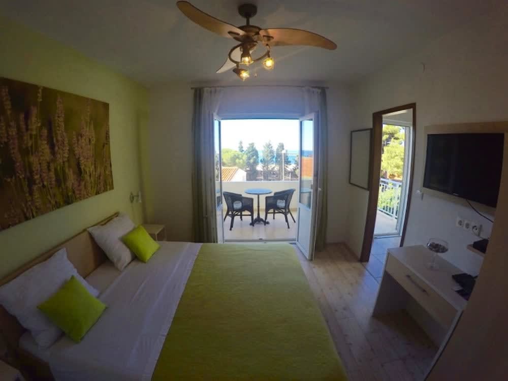 Vila Lacman 2