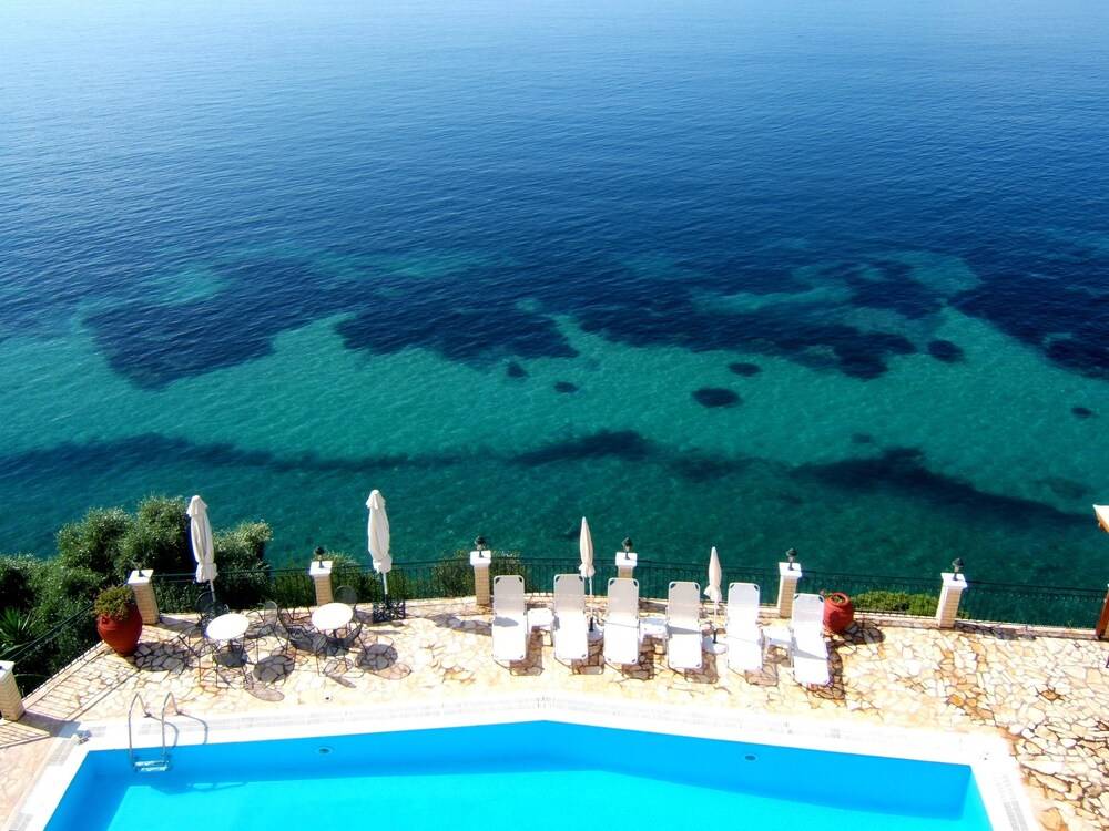 Oceanis Rooms Apartments 2