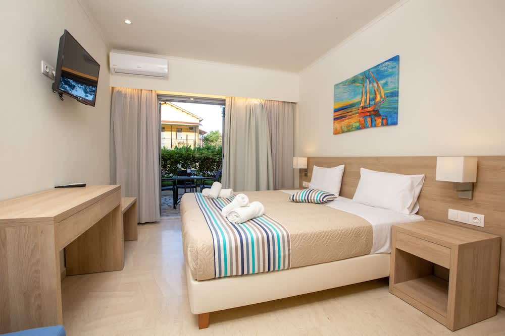 Passas Mare Apartments & Studios 2