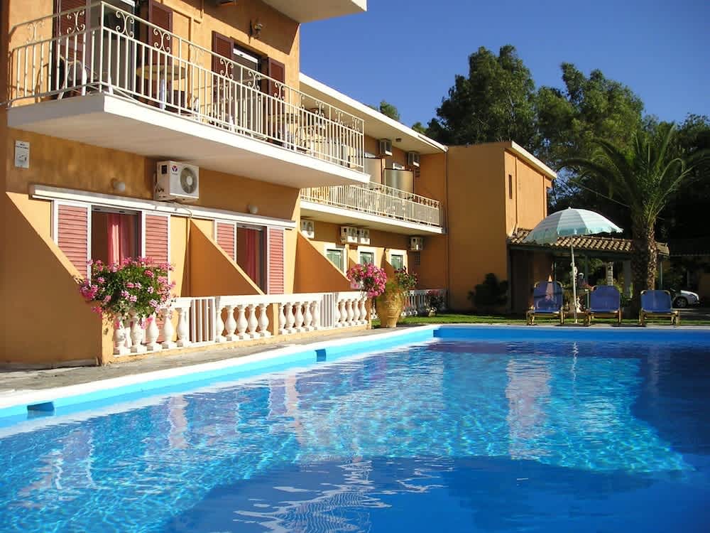 River Studios & Apartments 1