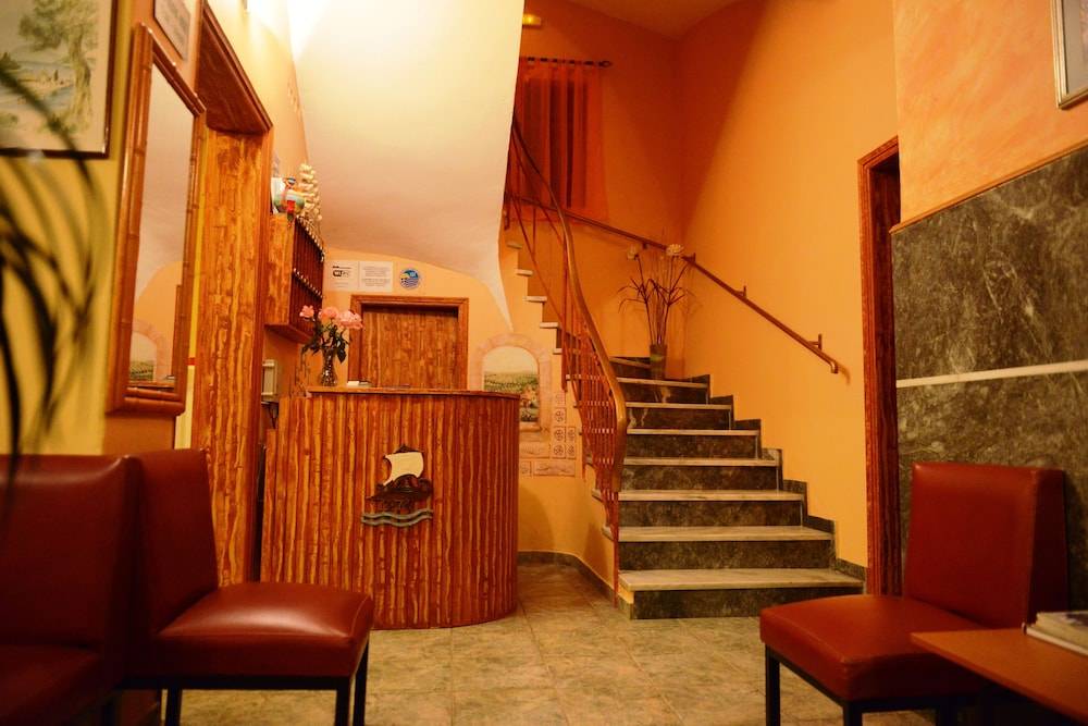 Argo Hotel 2