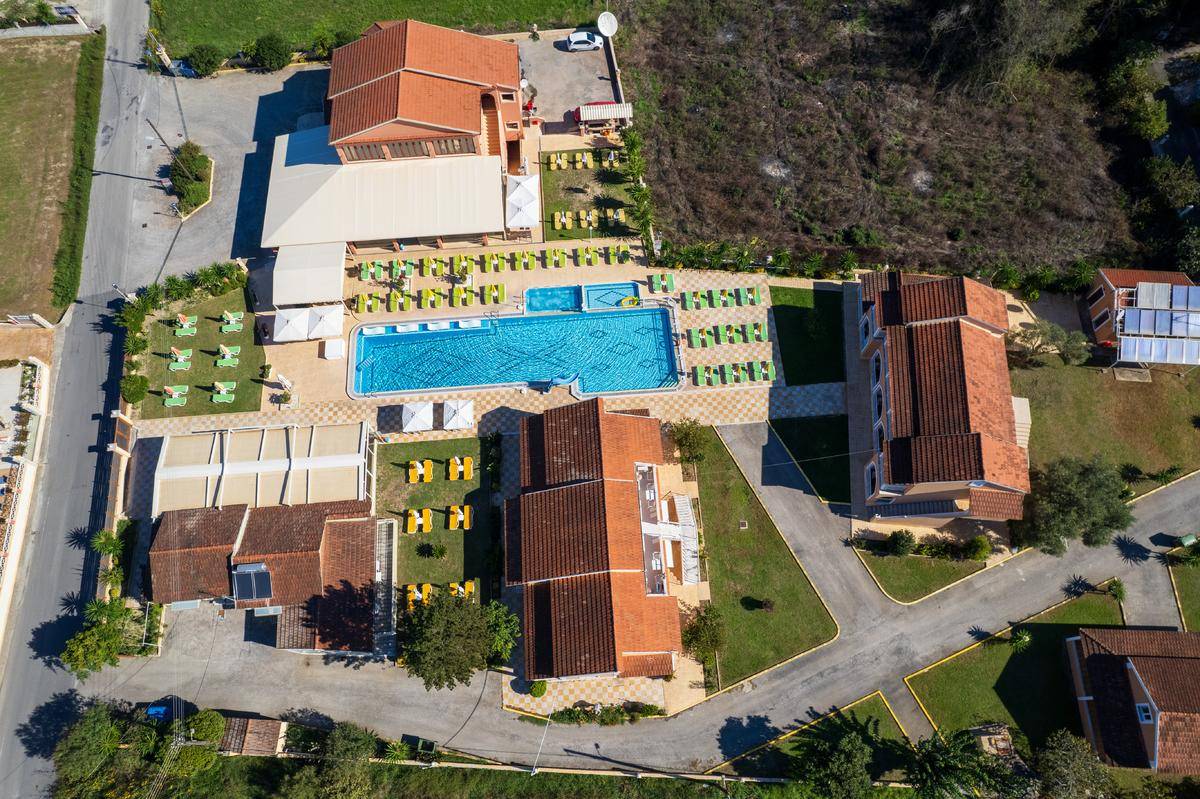 Yiannis Village Sidari 1