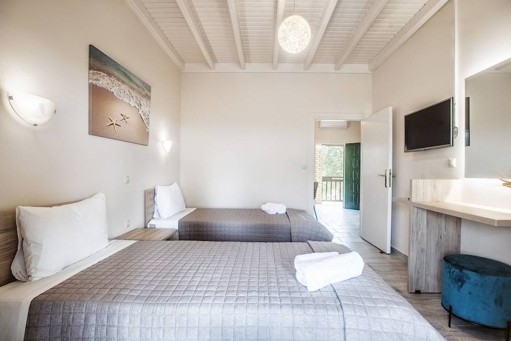 Potamos Apartments 2