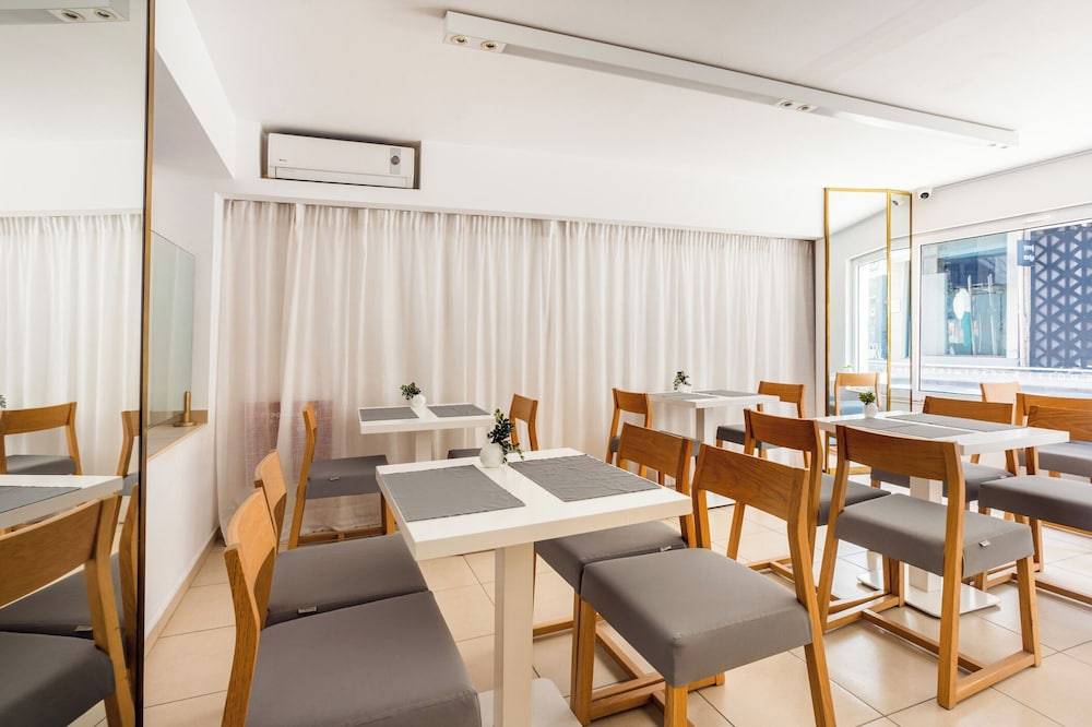 Coral Hotel - Hotelia Hospitality Group 2
