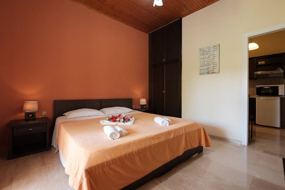 Erifili Apartments 2