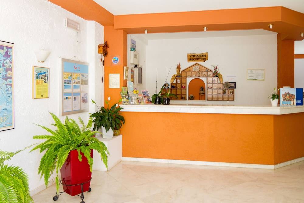 Ideal Hotel 2