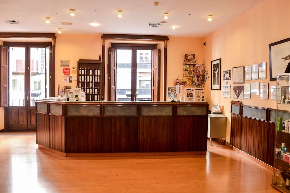 Hostal Cataluña 1