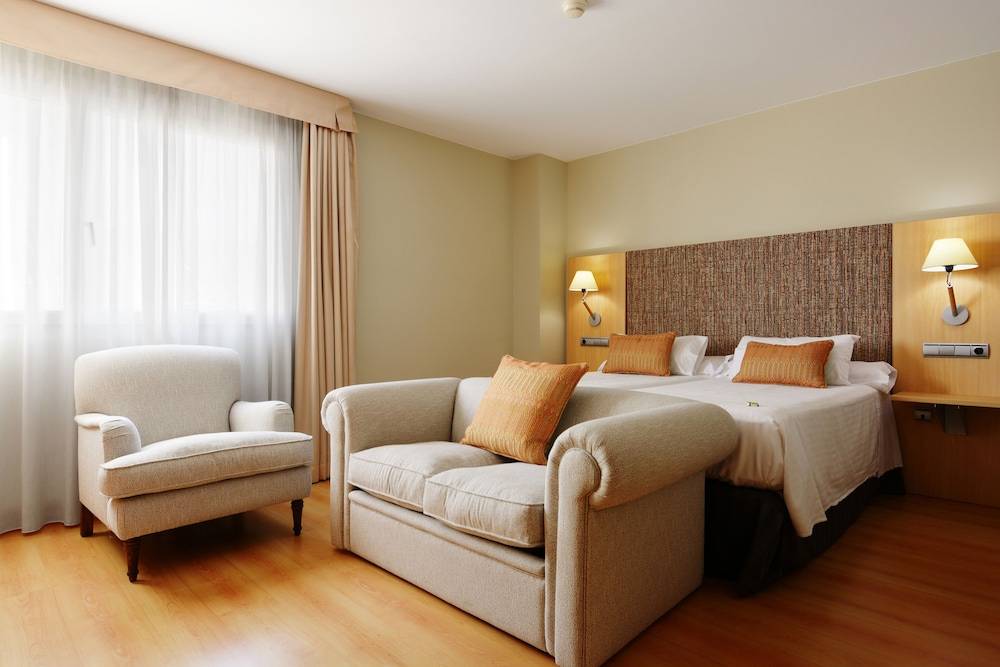 U Hotel Villa-Gomá 1