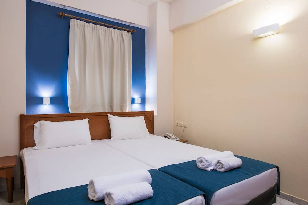 Eleni Beach Hotel 2