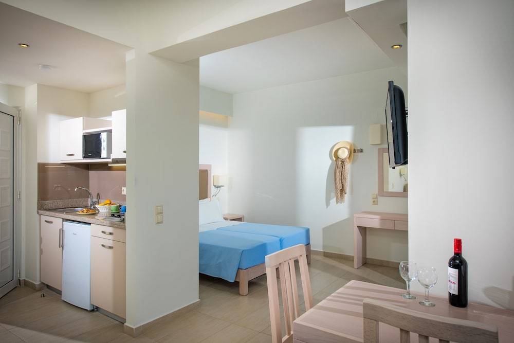 Rainbow Apartments 2