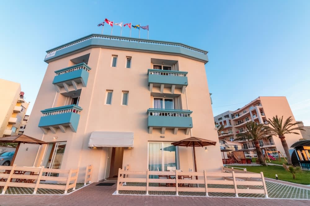 Christina Beach Hotel 1