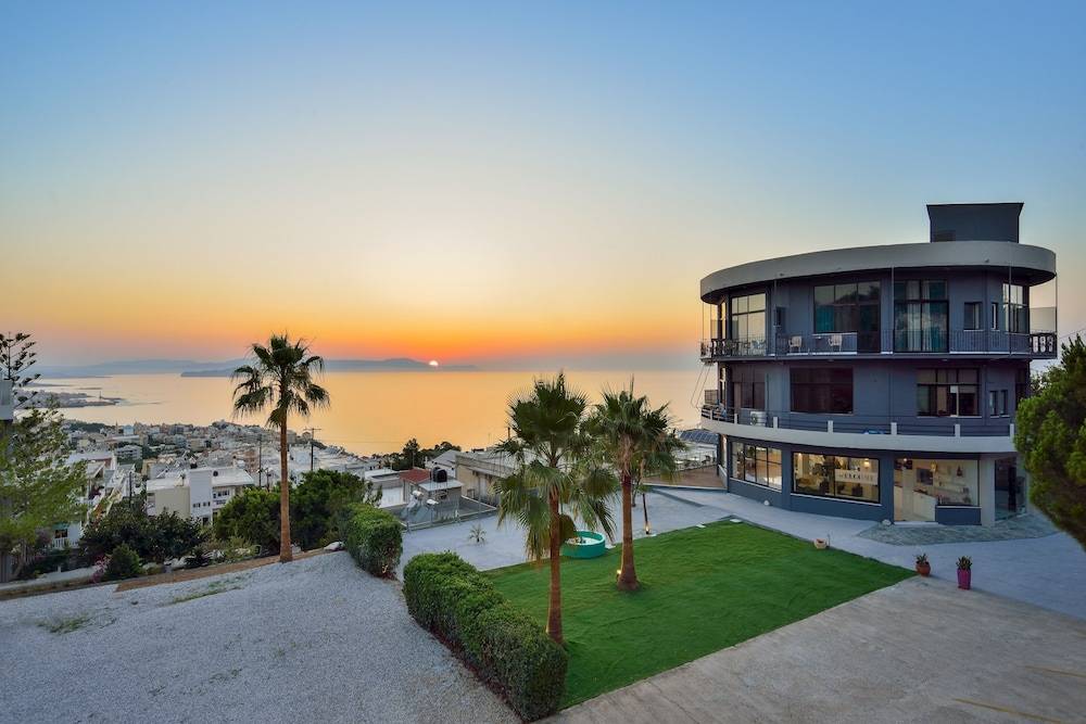 Loucerna Suites Chania 1