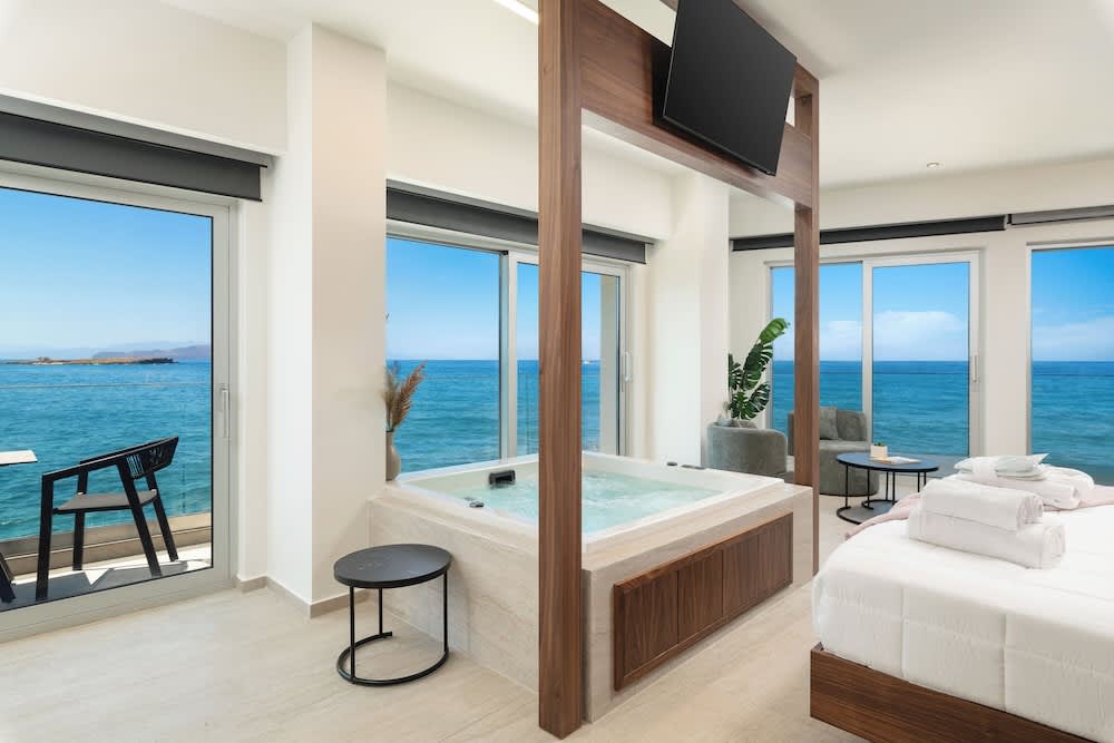 Elia Sea Suites 1