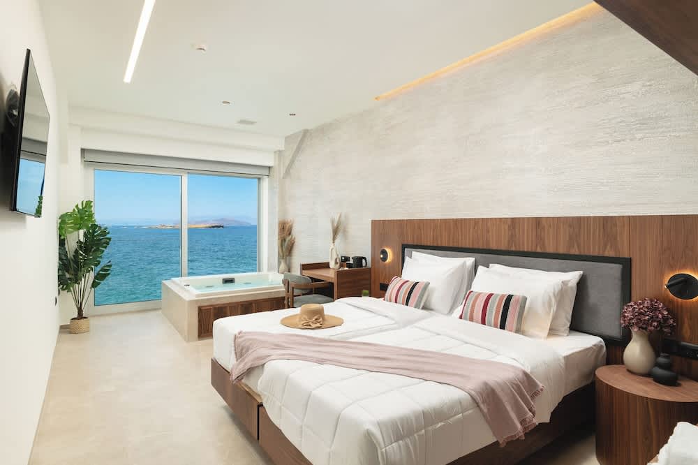 Elia Sea Suites 2