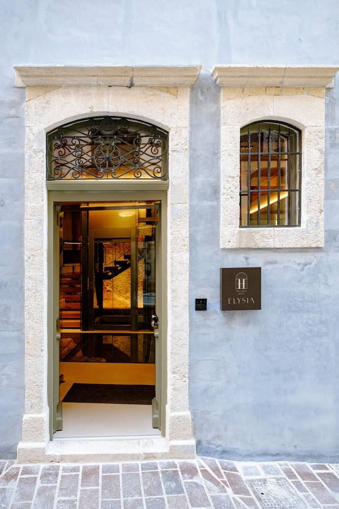 Elysia Boutique Hotel 1