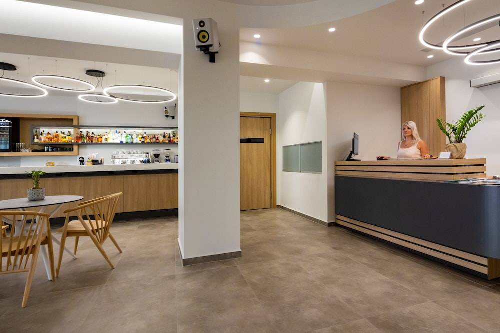 Epavli Grace Hotel 2