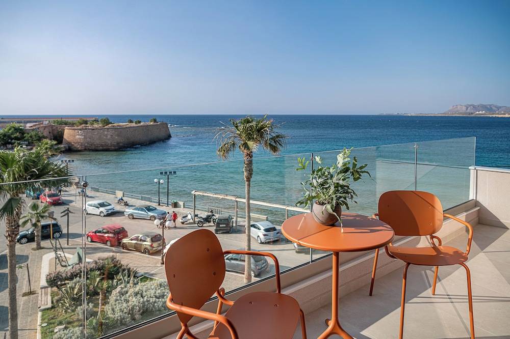 Theta Boutique Hotel 1