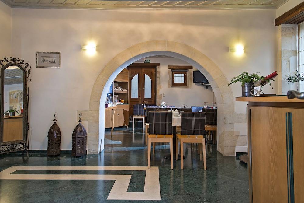 Ionas Boutique Hotel 2
