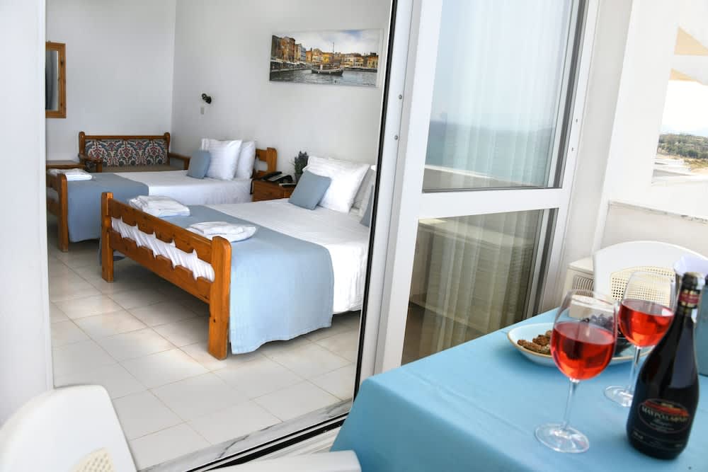 Klinakis Beach Hotel 2