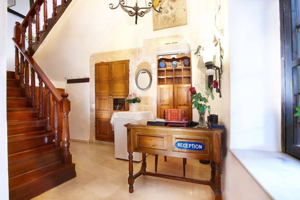 Archontiko Evgenia Studios & Suites Old Town Chania 2