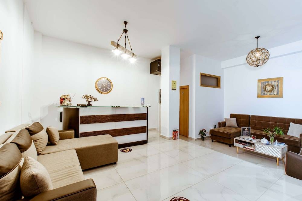 Deluxe Rooms 1